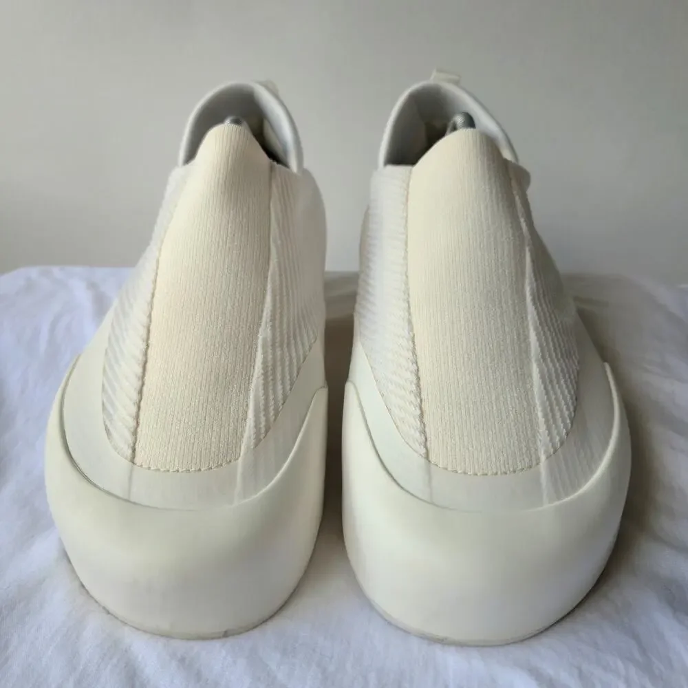 Arc'teryx Kragg Men's Slip On Approach Comfort Recovery Shoes White Size 11.5